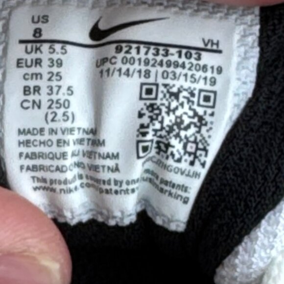 Nike Sportswear Womens Air Max 97 Summit White/Black, 921733-103, size 8 - Picture 2 of 7